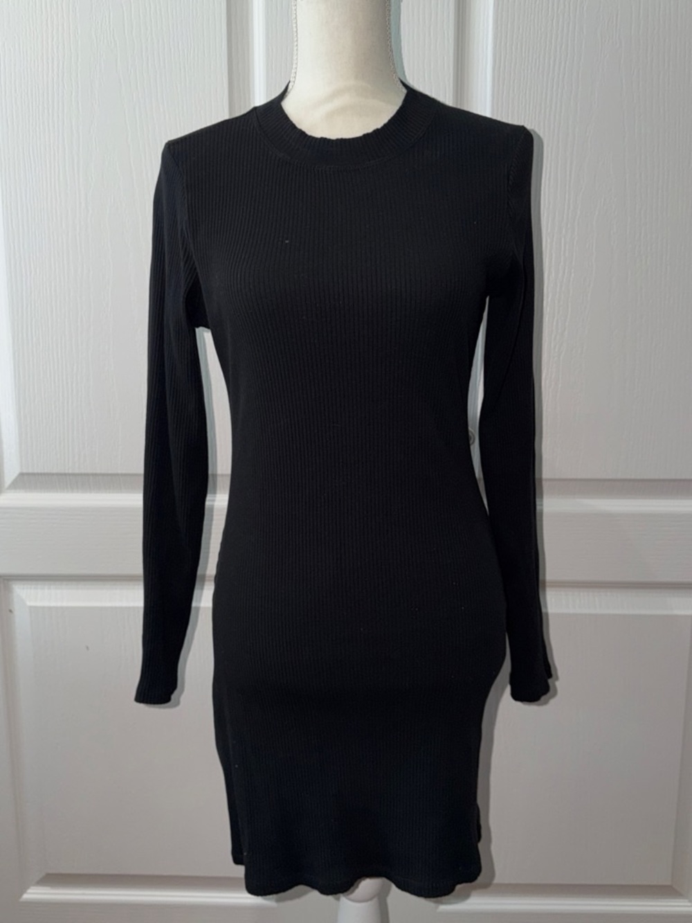 PINK Victoria's Secret Black Ribbed Long-Sleeve Bodycon Dress